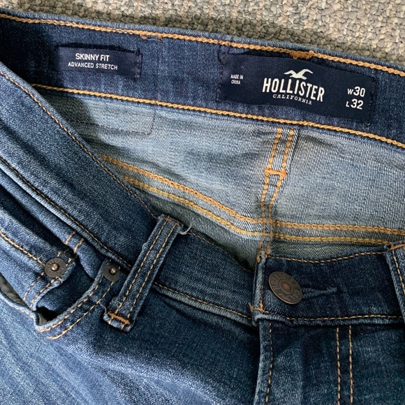 Hollister Skinny Stretch Distressed Jeans - Picture 3 of 4